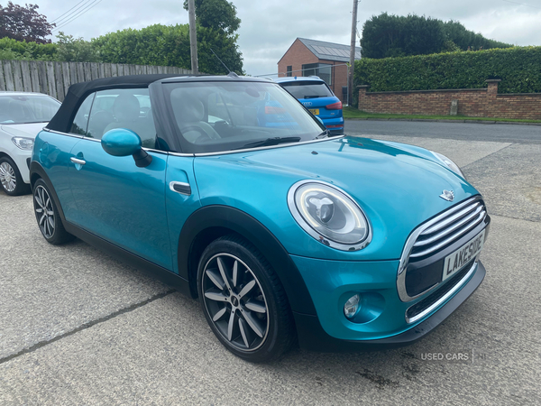 MINI Convertible DIESEL in Down