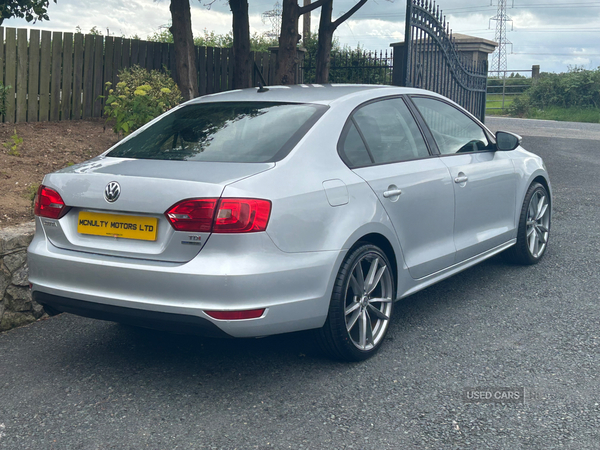 Volkswagen Jetta DIESEL SALOON in Tyrone