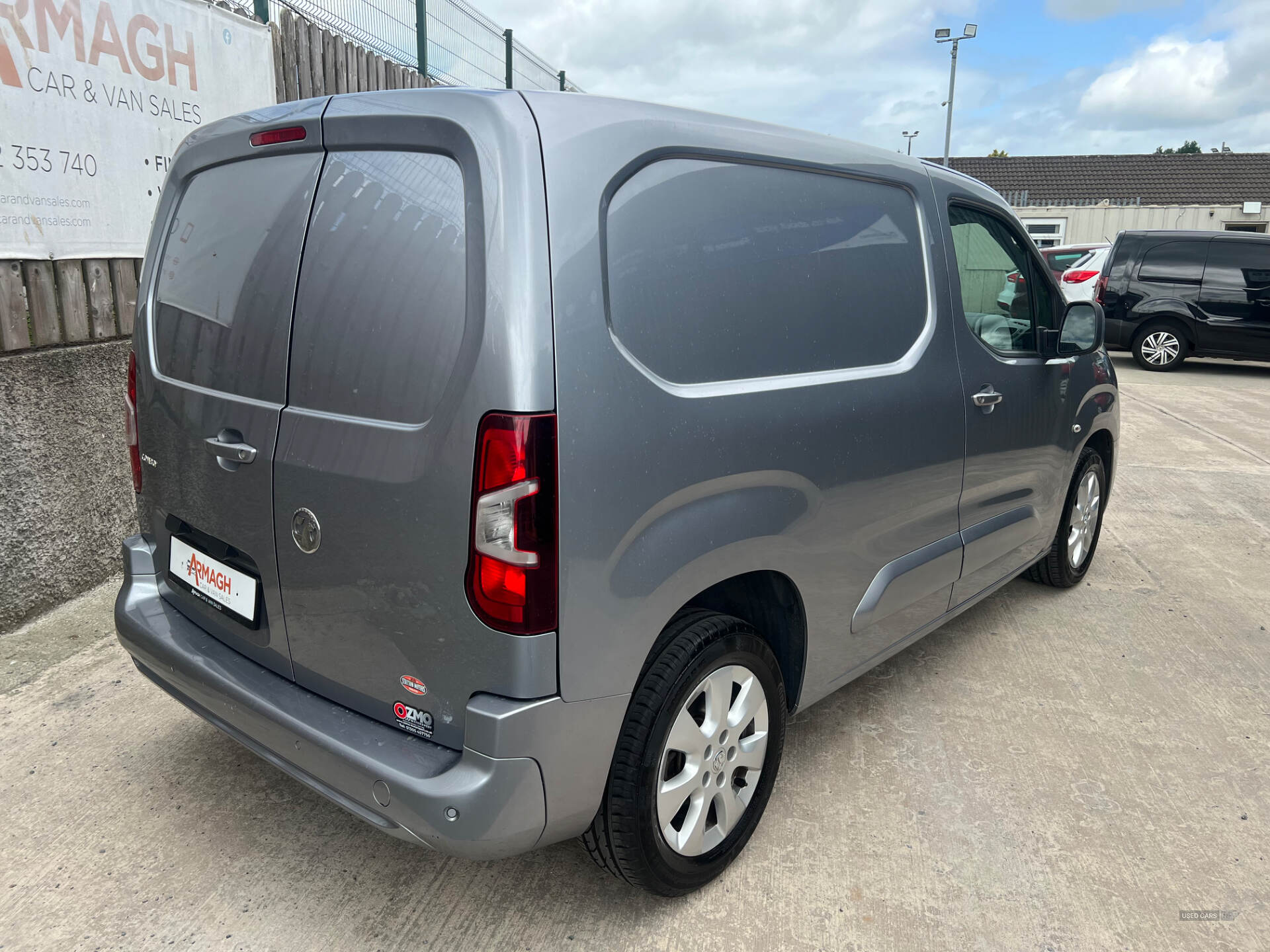 Jul 2020 Vauxhall Combo 2000 1.5 Turbo D 100ps H1 LE NAV Van