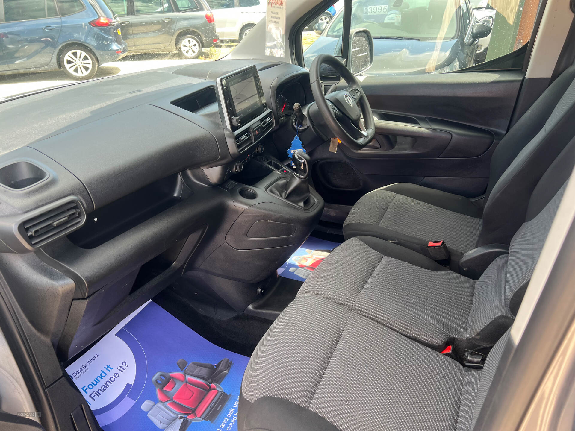 Jul 2020 Vauxhall Combo 2000 1.5 Turbo D 100ps H1 LE NAV Van