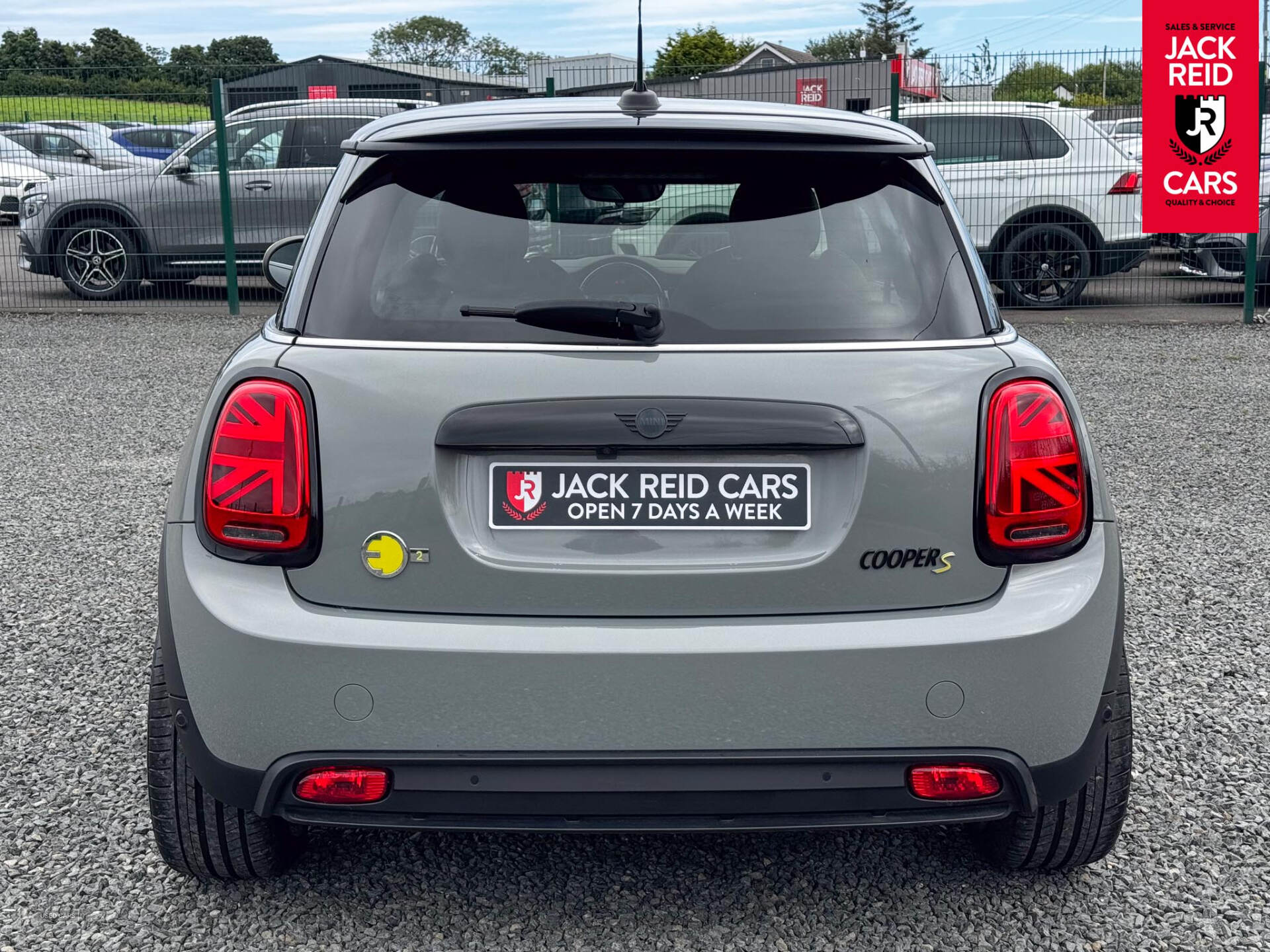Jan 2022 MINI Hatch 135kW Cooper S Level 2 33kWh 3dr Auto