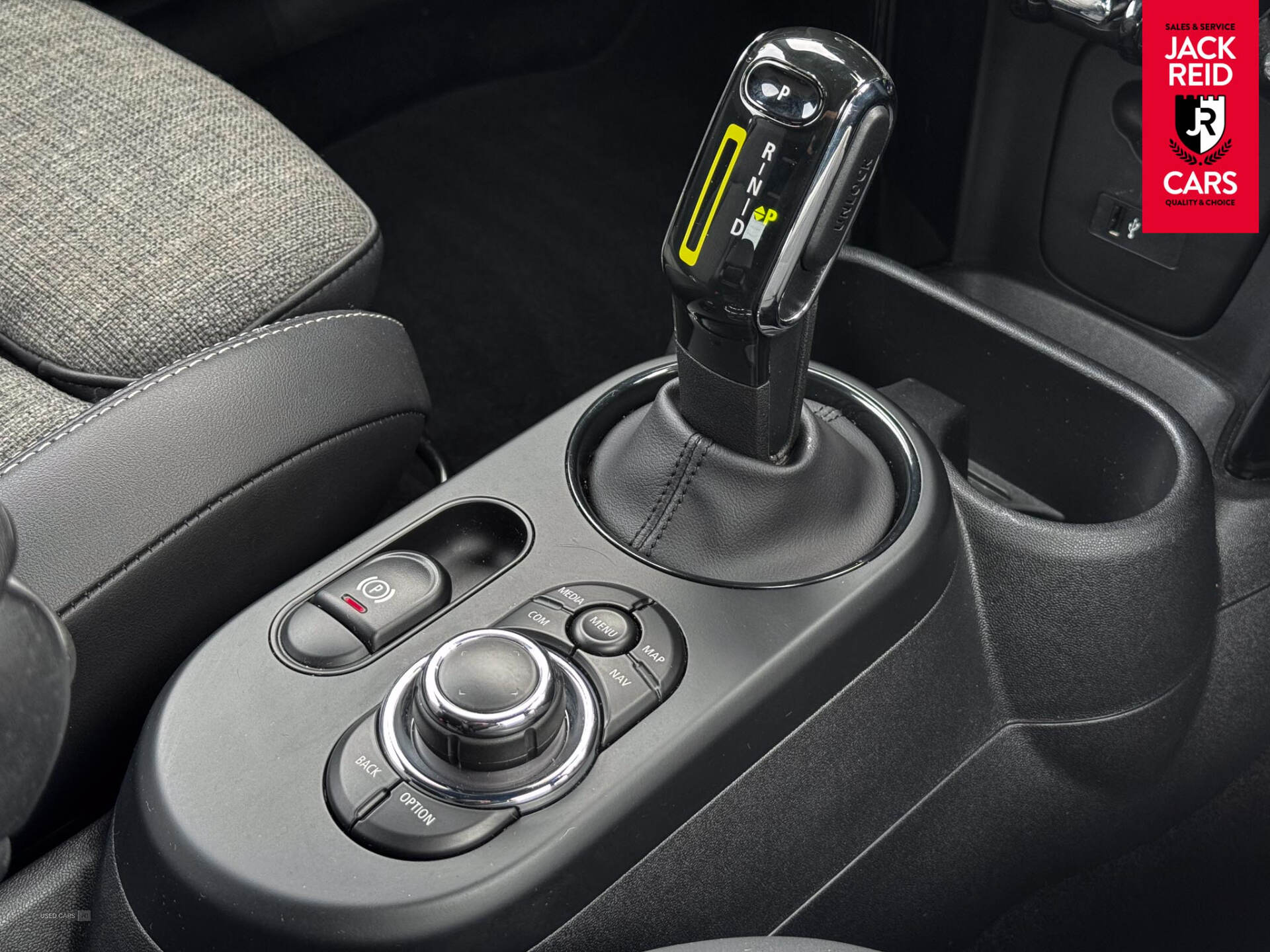 Jan 2022 MINI Hatch 135kW Cooper S Level 2 33kWh 3dr Auto