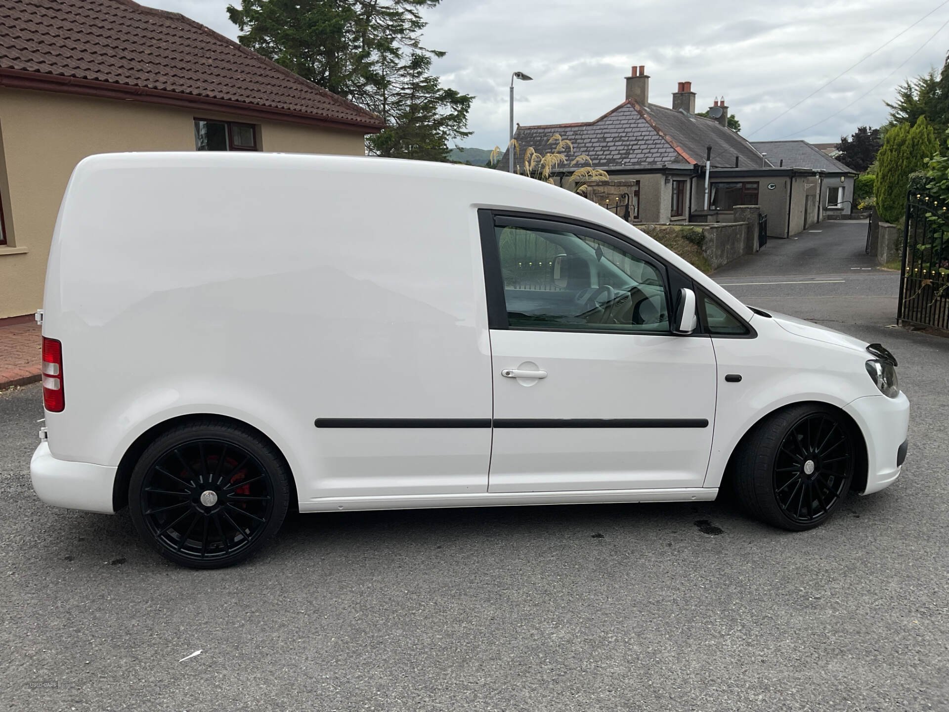 Apr 2015 Volkswagen Caddy 1.6 TDI BlueMotion Tech 102PS Highline Van DSG