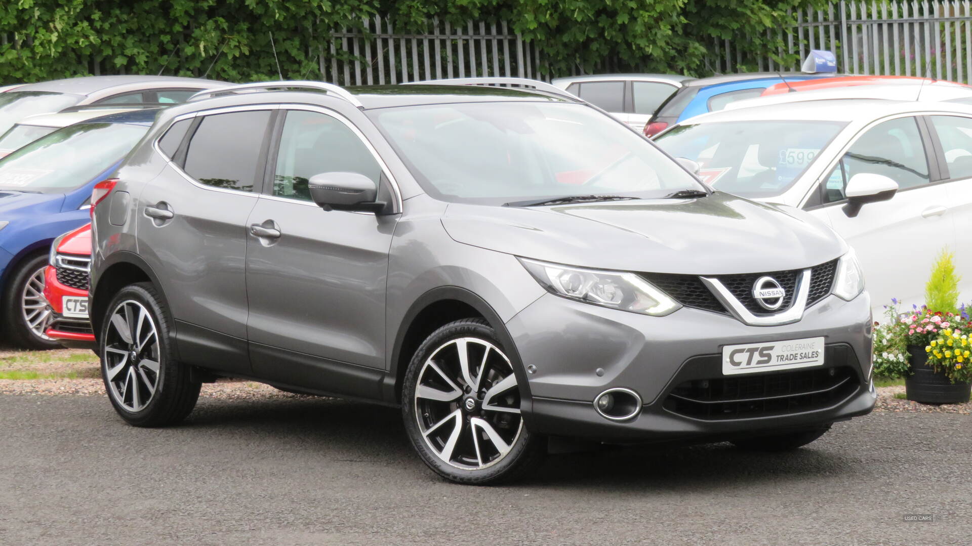 Nissan Qashqai DIESEL HATCHBACK in Derry / Londonderry