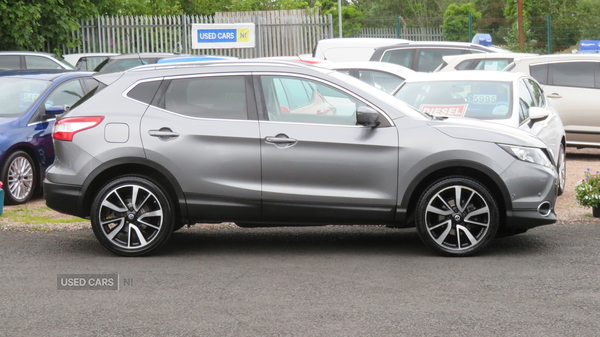 Nissan Qashqai DIESEL HATCHBACK in Derry / Londonderry
