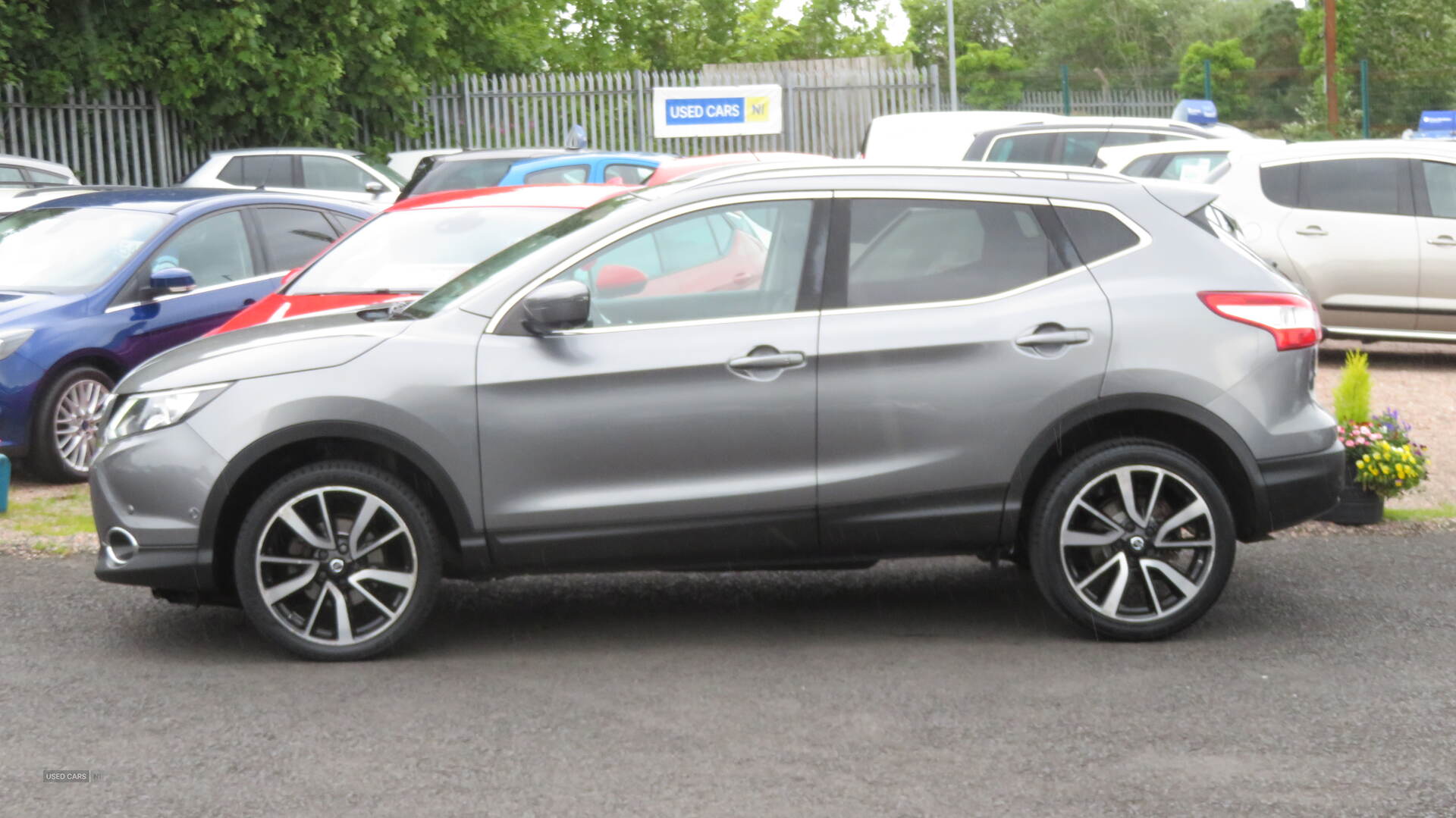 Nissan Qashqai DIESEL HATCHBACK in Derry / Londonderry