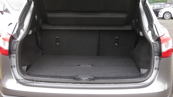 Nissan Qashqai DIESEL HATCHBACK in Derry / Londonderry