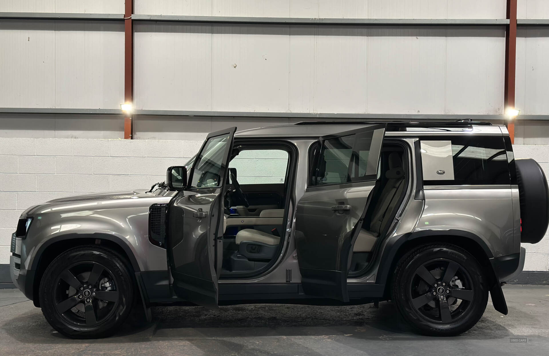Jun 2024 Land Rover Defender 3.0 D250 HSE 110 5dr Auto