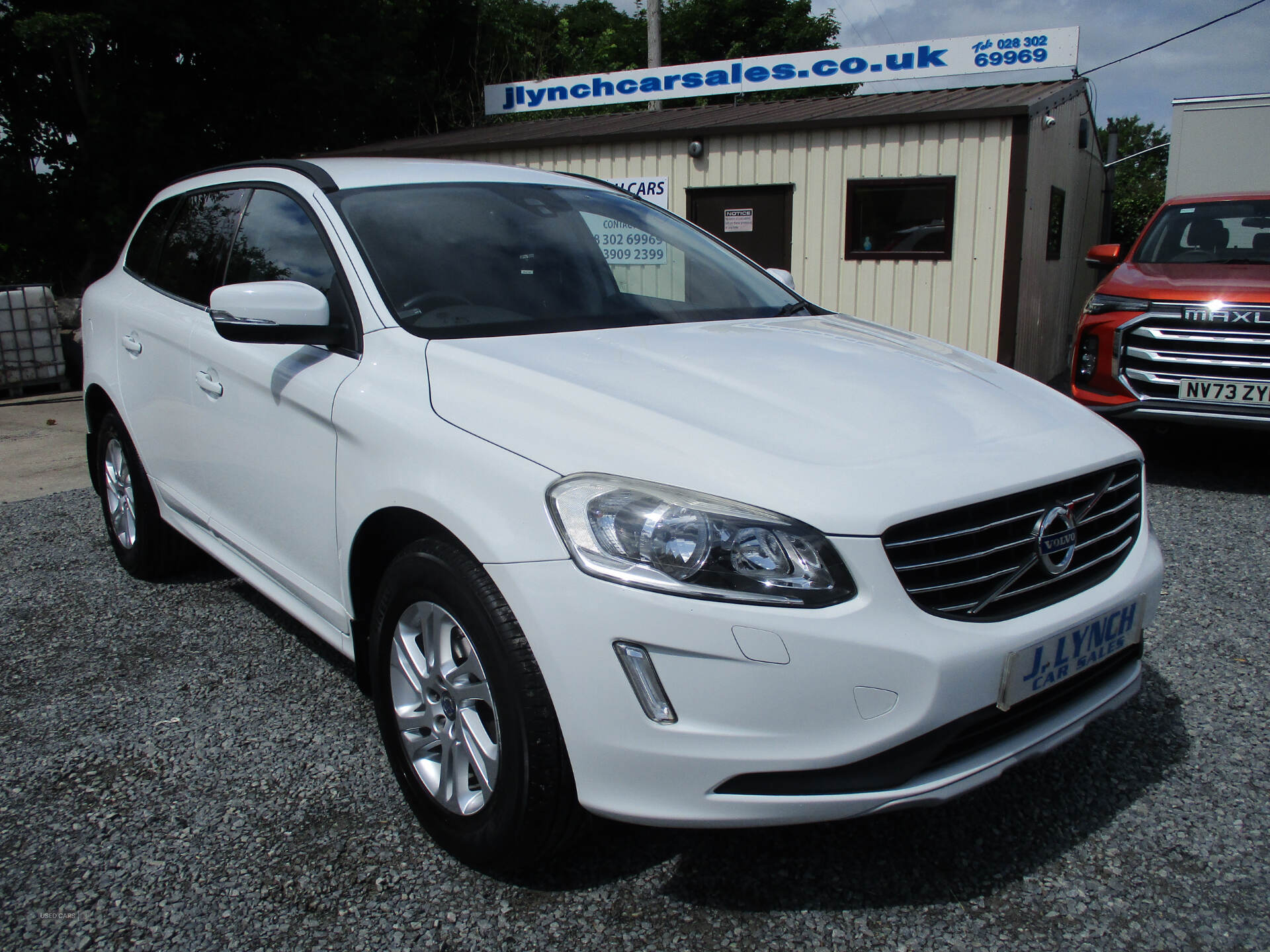 Volvo XC60 DIESEL ESTATE in Down