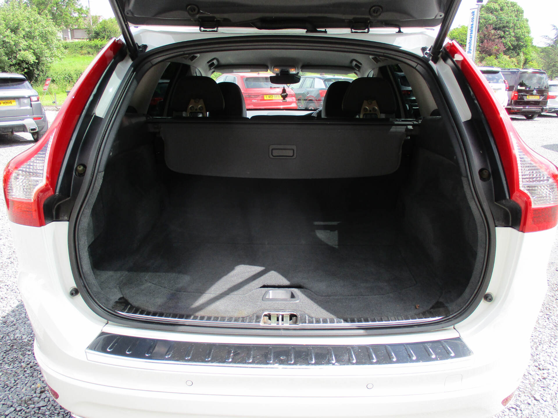 Volvo XC60 DIESEL ESTATE in Down