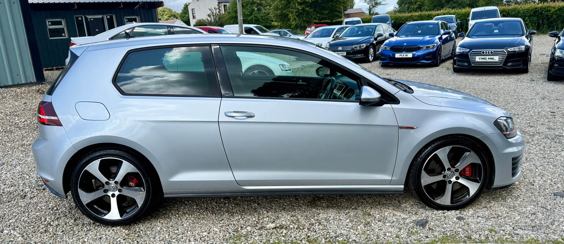 Volkswagen Golf HATCHBACK in Derry / Londonderry
