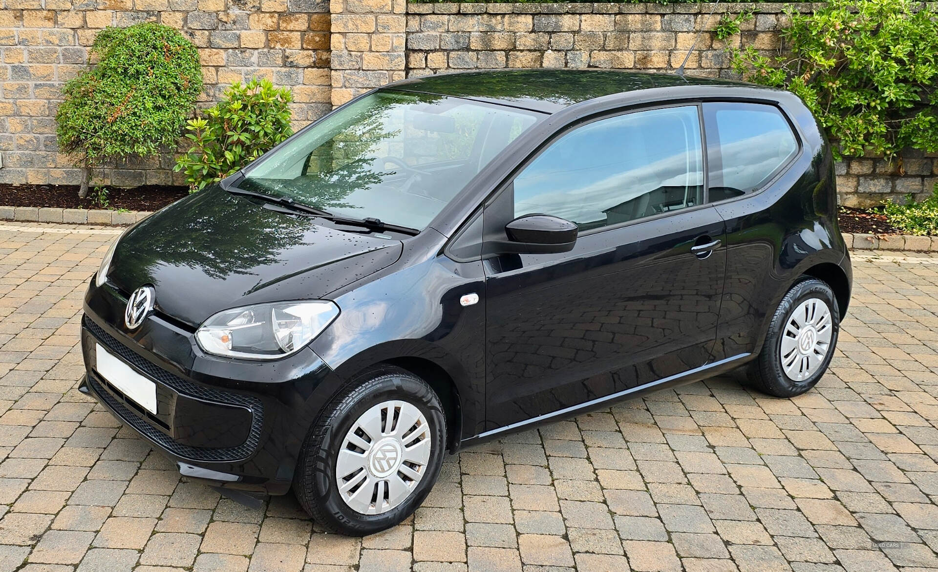 Apr 2012 Volkswagen Up 1.0 Move Up 3dr