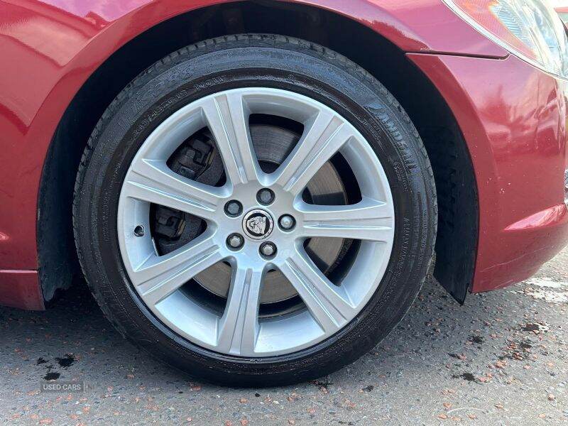Mar 2010 Jaguar XF 3.0d V6 Luxury 4dr Auto