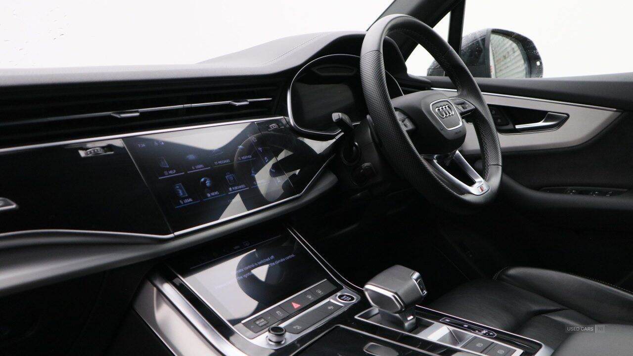 Apr 2023 Audi Q7 50 TDI Quattro S Line 5dr Tiptronic