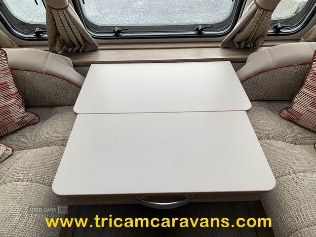 2017 Compass Kensington 866/6, 8' Wide, Twin Axle, Fixed Bunks