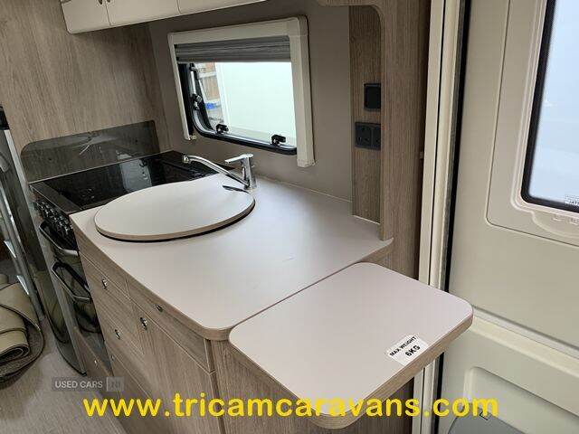 2017 Compass Kensington 866/6, 8' Wide, Twin Axle, Fixed Bunks