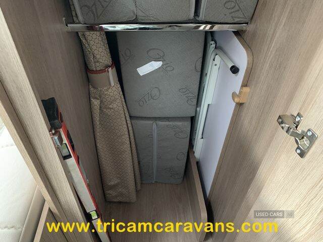 2017 Compass Kensington 866/6, 8' Wide, Twin Axle, Fixed Bunks
