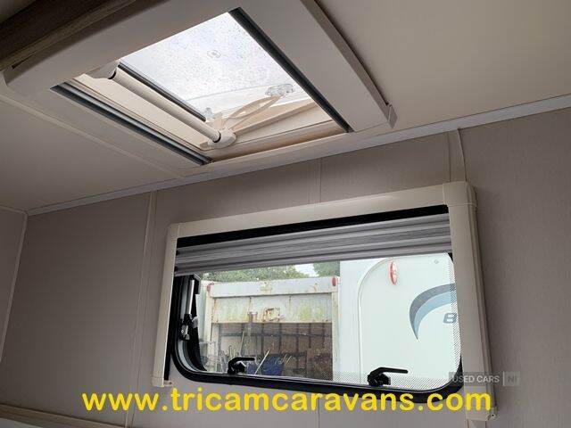 2017 Compass Kensington 866/6, 8' Wide, Twin Axle, Fixed Bunks
