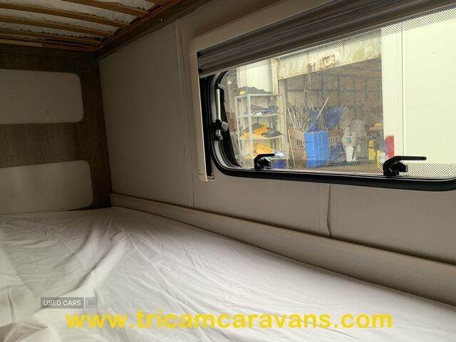 2017 Compass Kensington 866/6, 8' Wide, Twin Axle, Fixed Bunks