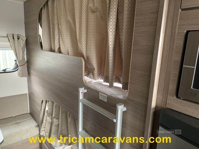 2017 Compass Kensington 866/6, 8' Wide, Twin Axle, Fixed Bunks