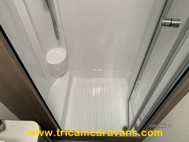 2017 Compass Kensington 866/6, 8' Wide, Twin Axle, Fixed Bunks