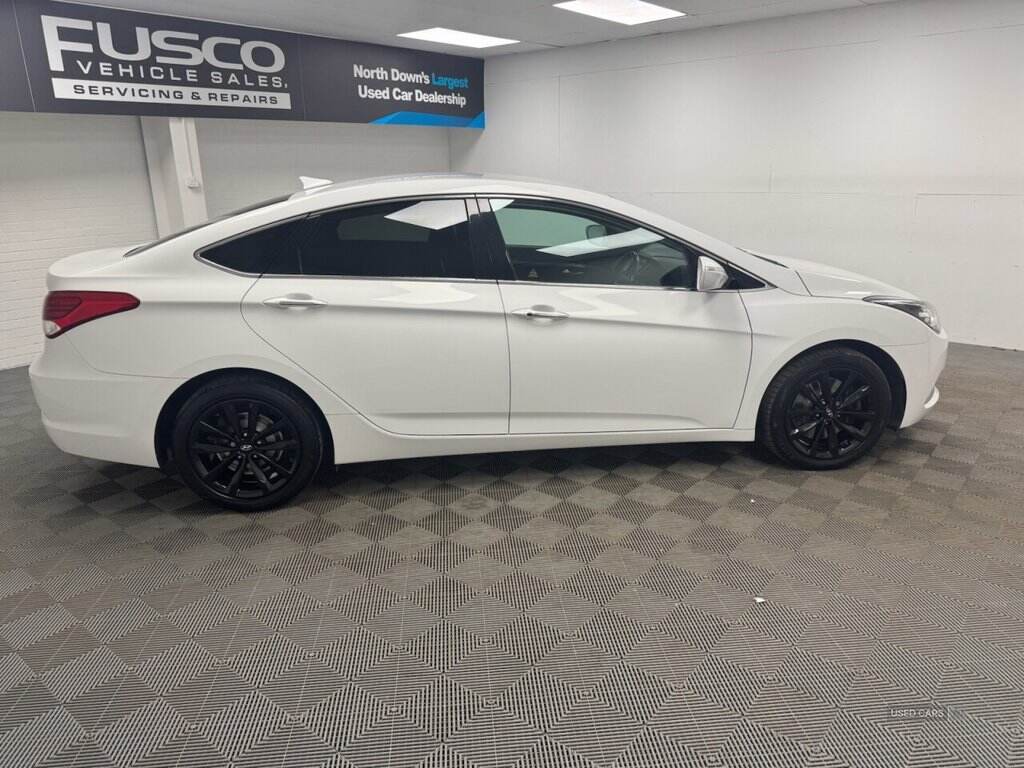 Jan 2018 Hyundai i40 1.7 CRDi Blue Drive SE Nav Bus 4dr DCT