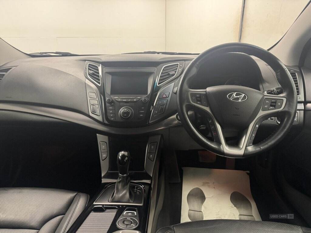Jan 2018 Hyundai i40 1.7 CRDi Blue Drive SE Nav Bus 4dr DCT