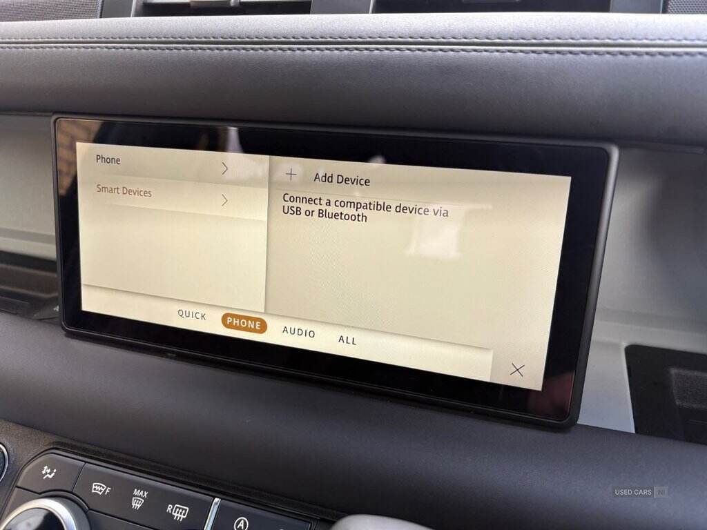 Jan 2024 Land Rover Defender 3.0 D250 X-Dynamic SE 110 5dr Auto
