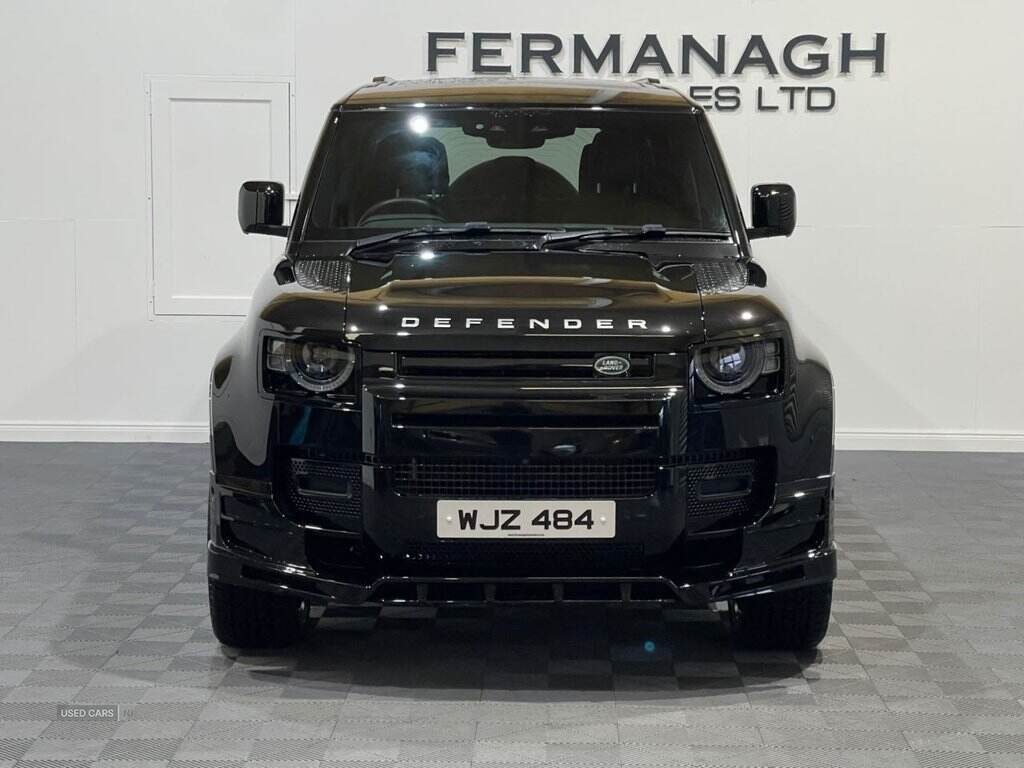 Jan 2024 Land Rover Defender 3.0 D250 X-Dynamic SE 110 5dr Auto