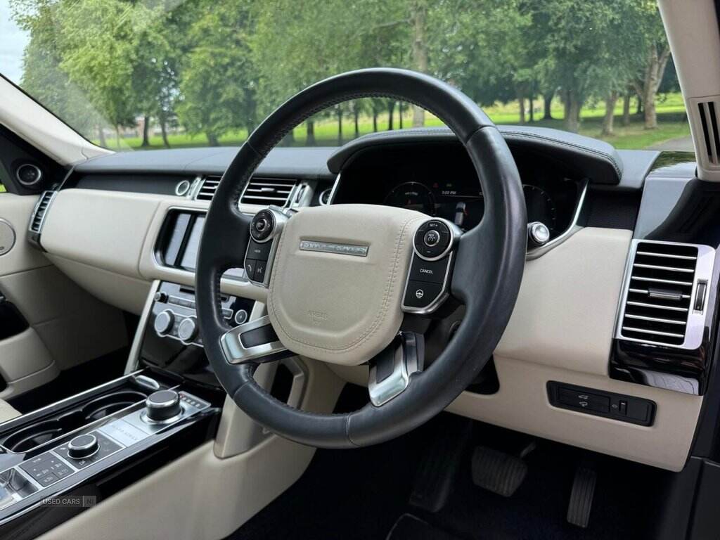 Mar 2014 Land Rover Range Rover 3.0 TDV6 Vogue 4dr Auto