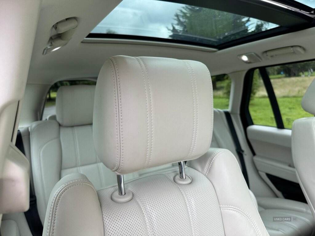 Mar 2014 Land Rover Range Rover 3.0 TDV6 Vogue 4dr Auto