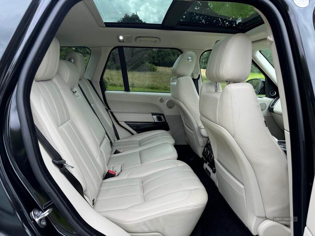 Mar 2014 Land Rover Range Rover 3.0 TDV6 Vogue 4dr Auto
