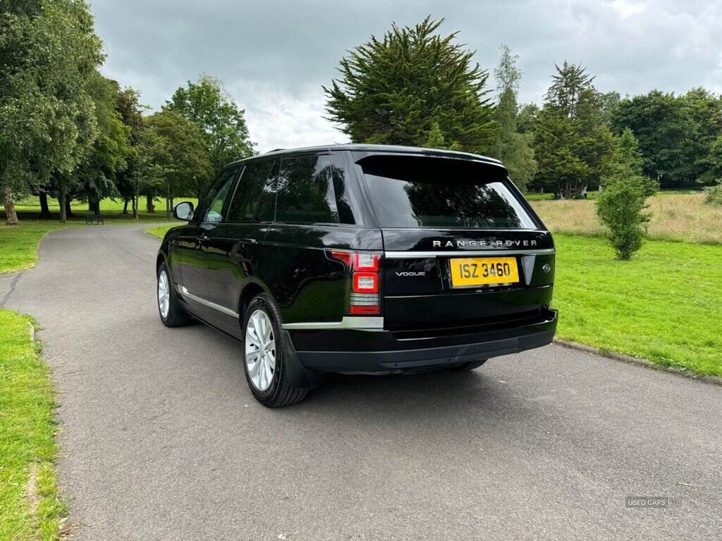 Mar 2014 Land Rover Range Rover 3.0 TDV6 Vogue 4dr Auto