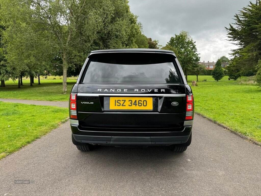 Mar 2014 Land Rover Range Rover 3.0 TDV6 Vogue 4dr Auto