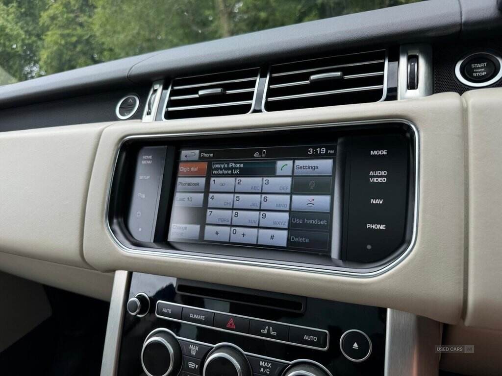 Mar 2014 Land Rover Range Rover 3.0 TDV6 Vogue 4dr Auto