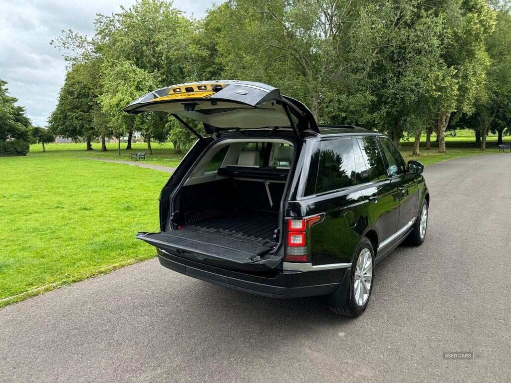 Mar 2014 Land Rover Range Rover 3.0 TDV6 Vogue 4dr Auto