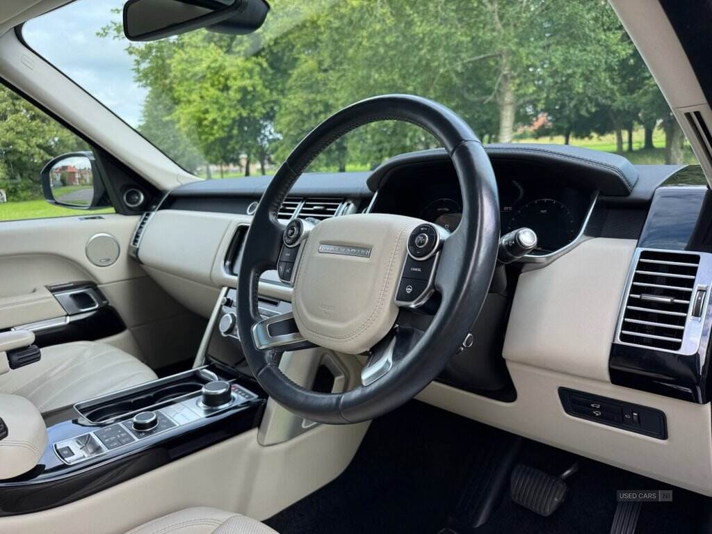 Mar 2014 Land Rover Range Rover 3.0 TDV6 Vogue 4dr Auto