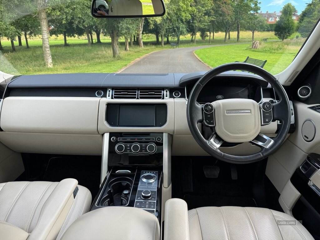 Mar 2014 Land Rover Range Rover 3.0 TDV6 Vogue 4dr Auto