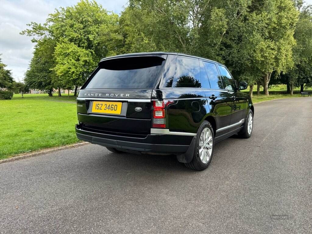 Mar 2014 Land Rover Range Rover 3.0 TDV6 Vogue 4dr Auto