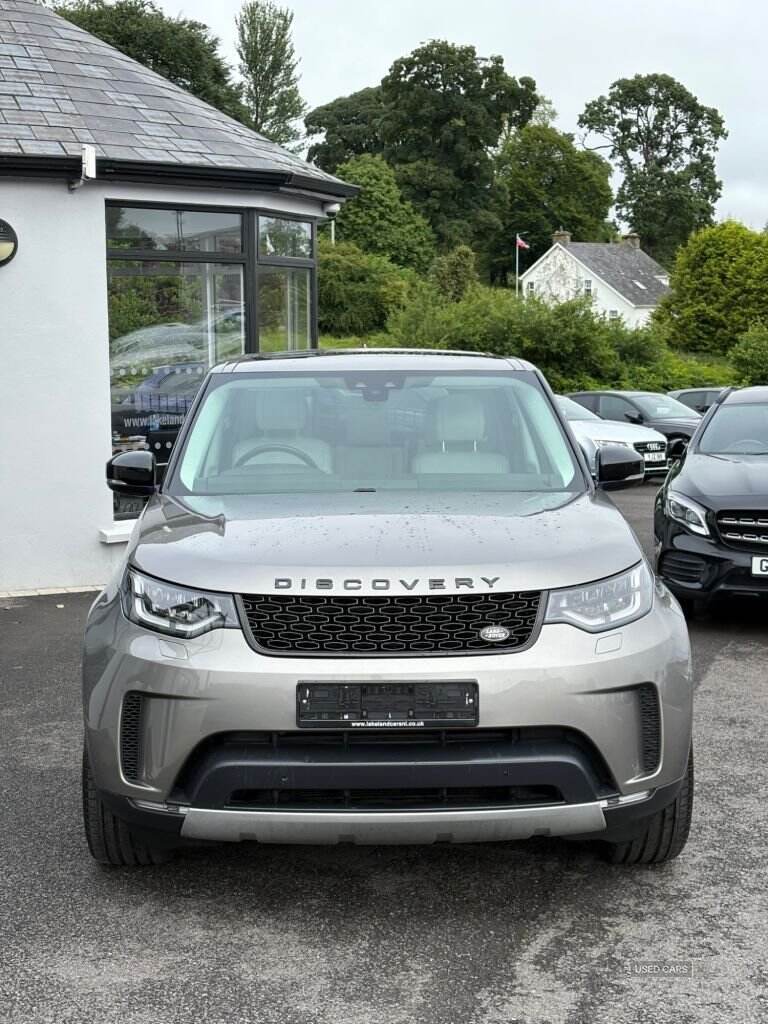 Jun 2017 Land Rover Discovery 3.0 TD6 HSE 5dr Auto