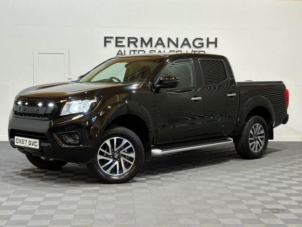 Sep 2017 Nissan Navara Double Cab Pick Up Acenta+ 2.3dCi 190 4WD