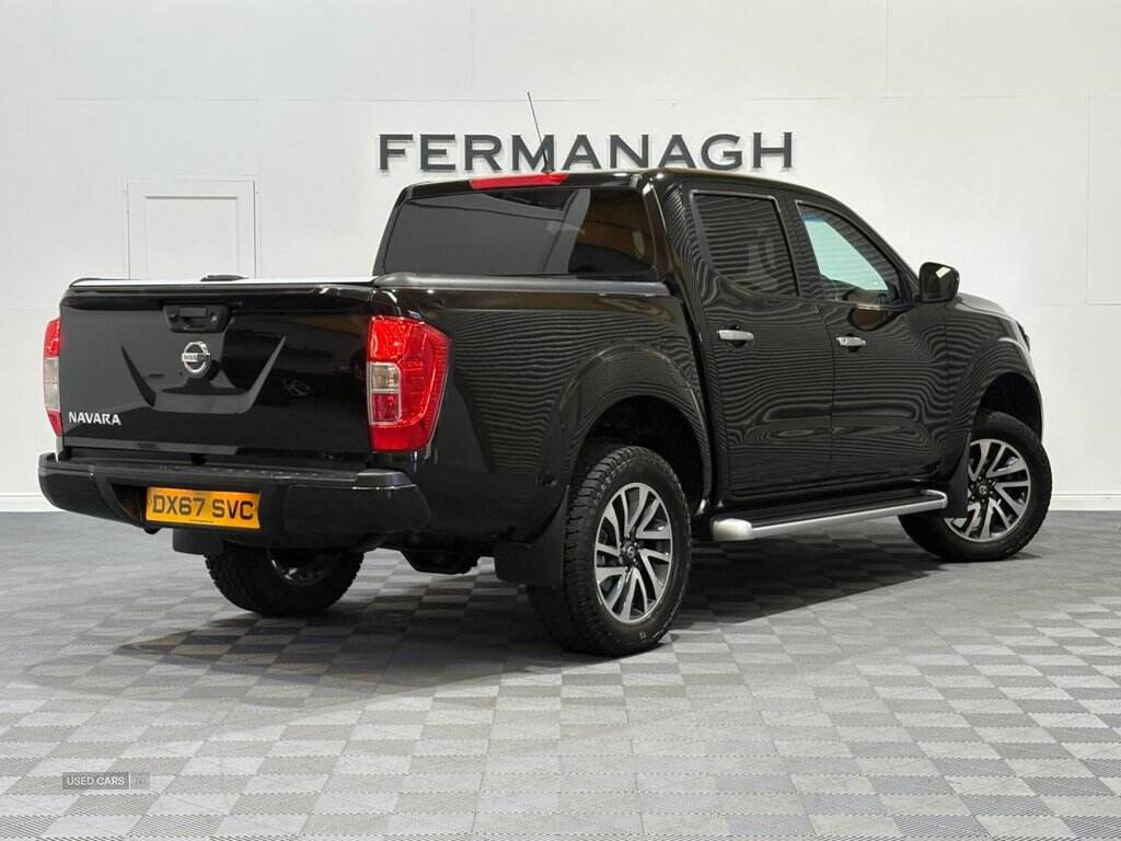 Sep 2017 Nissan Navara Double Cab Pick Up Acenta+ 2.3dCi 190 4WD