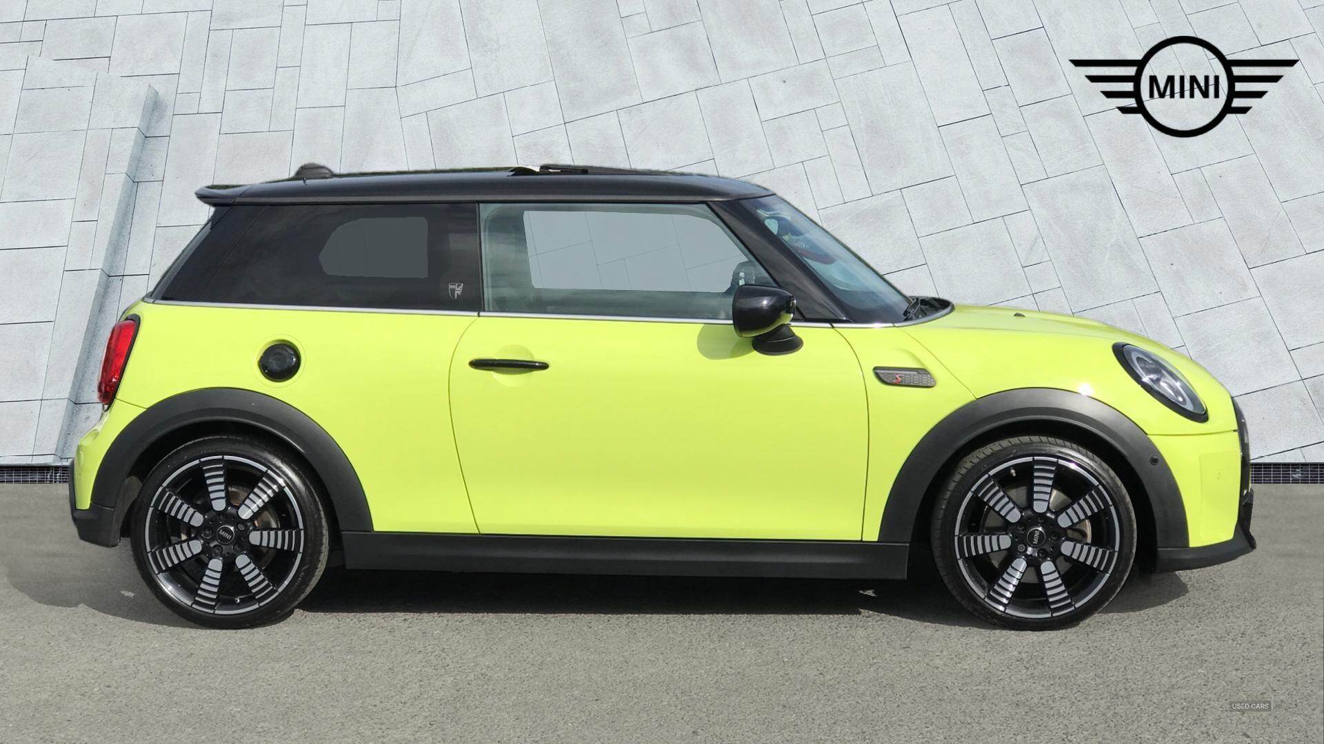 Oct 2022 MINI Hatch 2.0 Cooper S Exclusive 3dr Auto