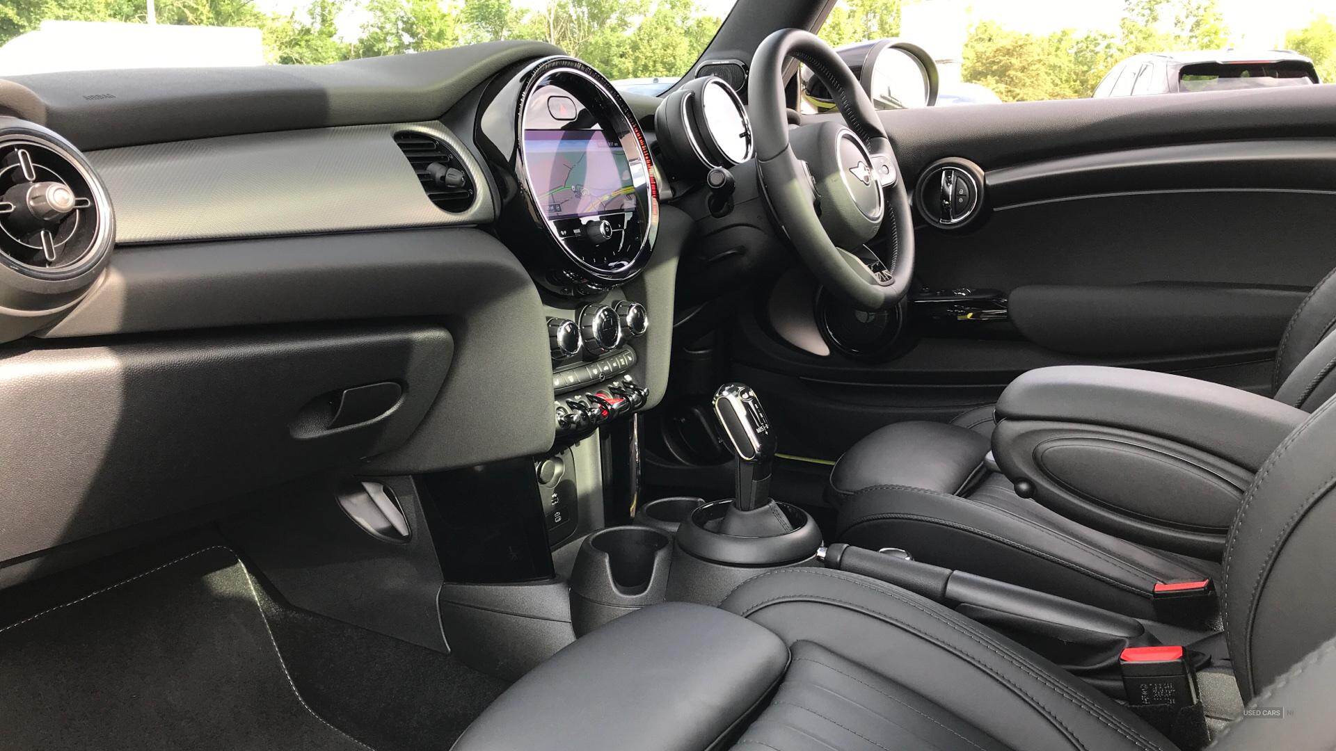Oct 2022 MINI Hatch 2.0 Cooper S Exclusive 3dr Auto