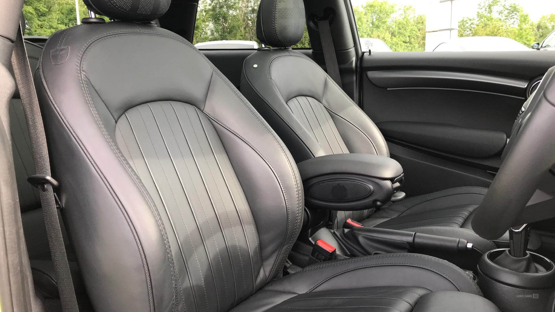 Oct 2022 MINI Hatch 2.0 Cooper S Exclusive 3dr Auto