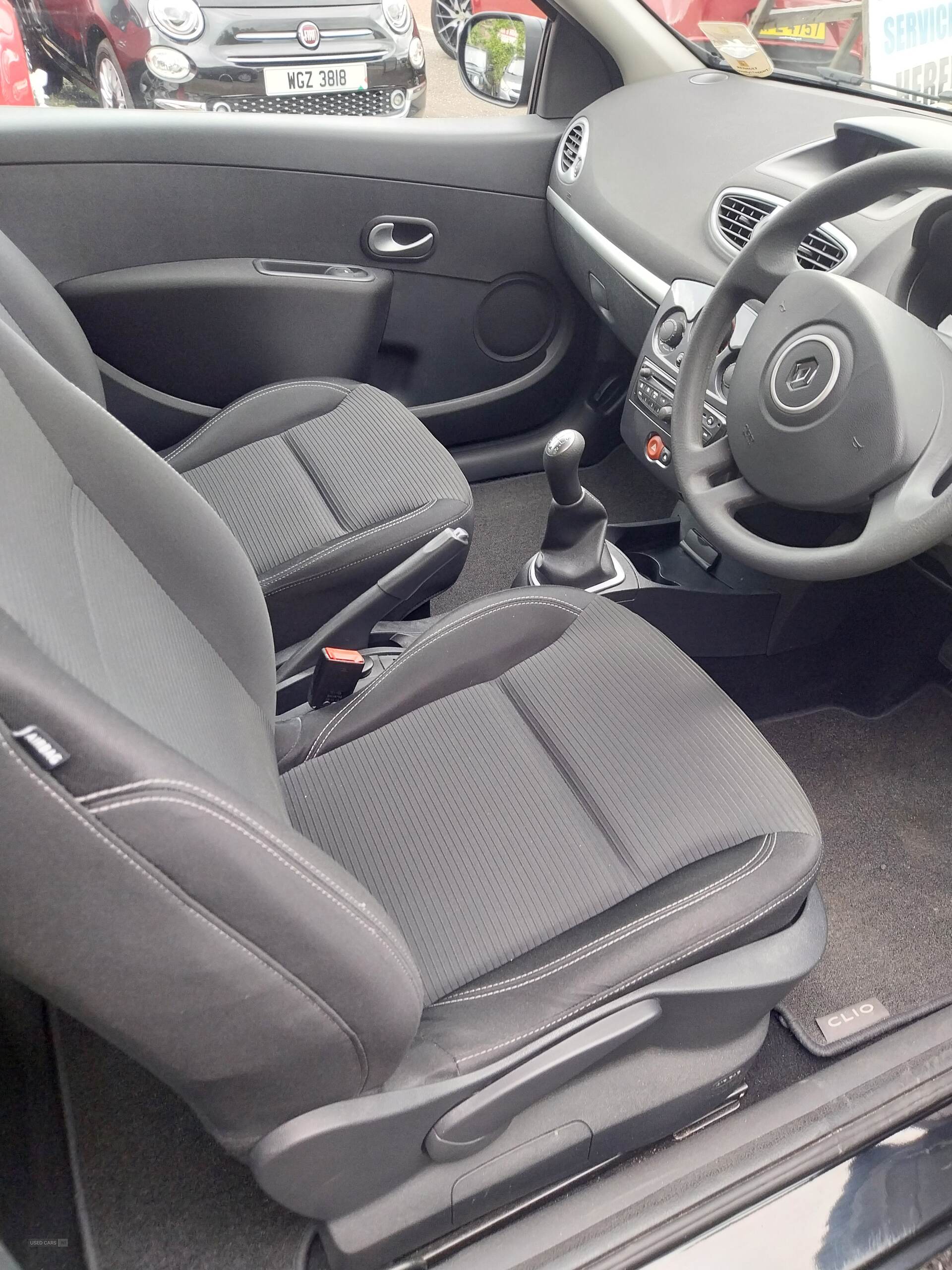 Sep 2012 Renault Clio 1.2 16V Expression+ 3dr