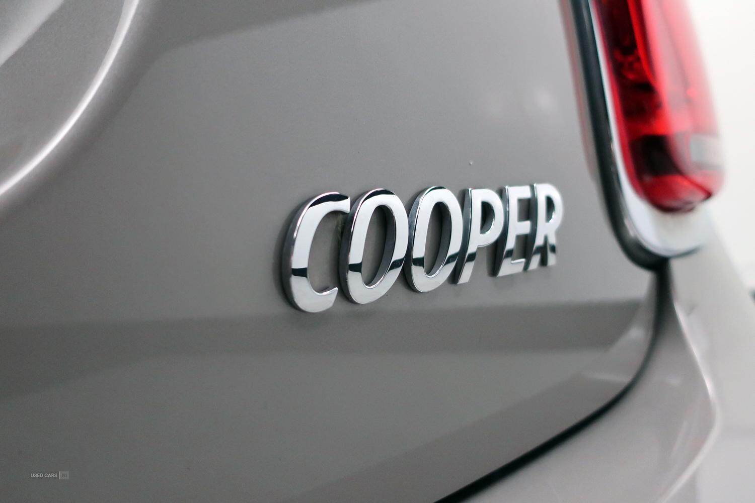 Mar 2023 MINI HATCHBACK 1.5 Cooper Exclusive 5dr Auto [Comfort/Nav Pack]