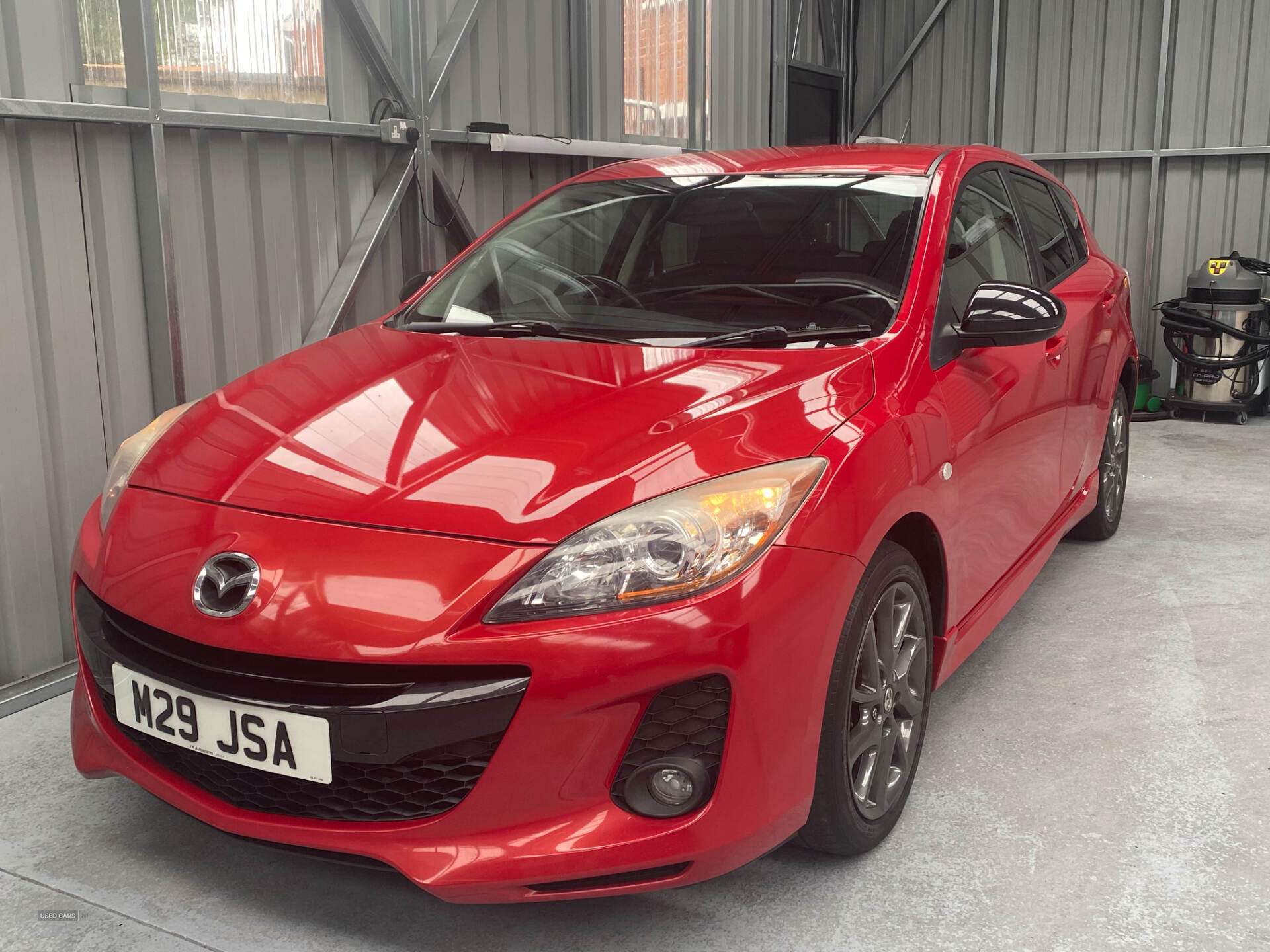 Dec 2013 Mazda Mazda3 1.6 Venture 5dr