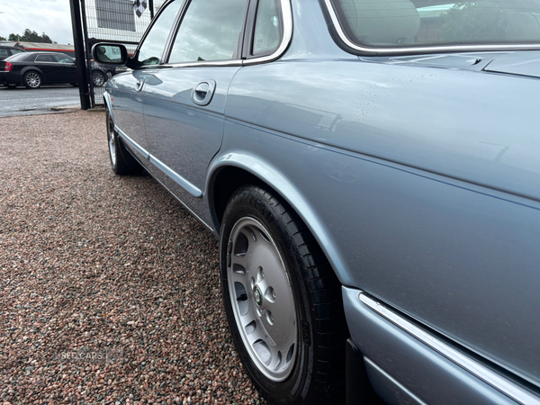 Jaguar XJ Series SALOON in Antrim