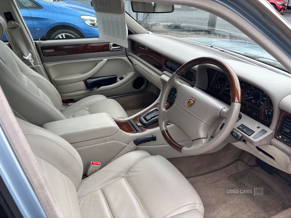 Jaguar XJ Series SALOON in Antrim
